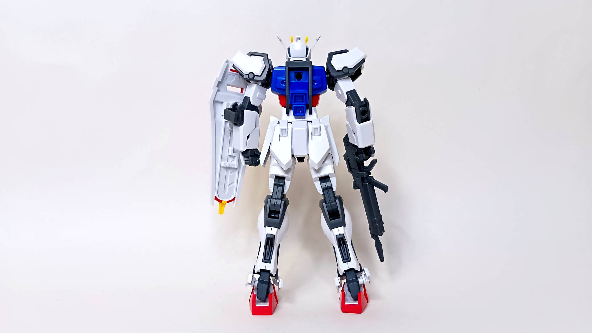 0024ストライクガンダム2