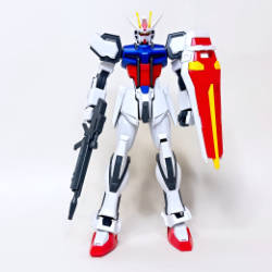 0025ストライクガンダム サムネイル